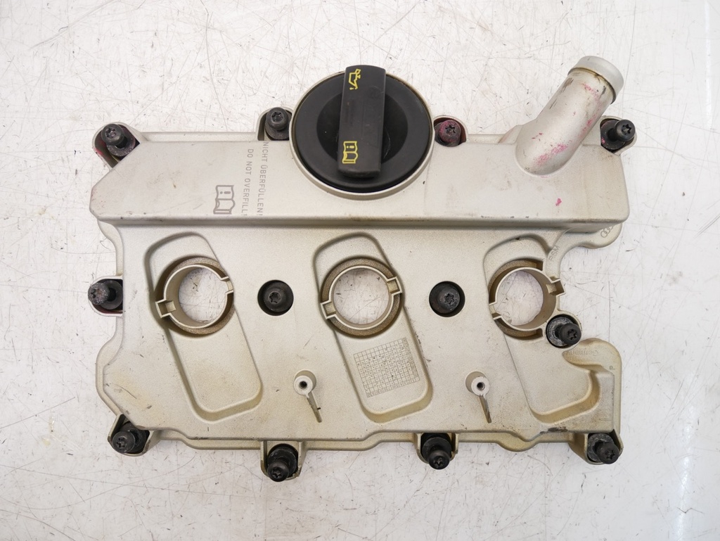 [MTD-484952] Tapa de válvulas Audi A6 C7 A7 3.0 TFSI quattro CTUA CTU 06E103471P