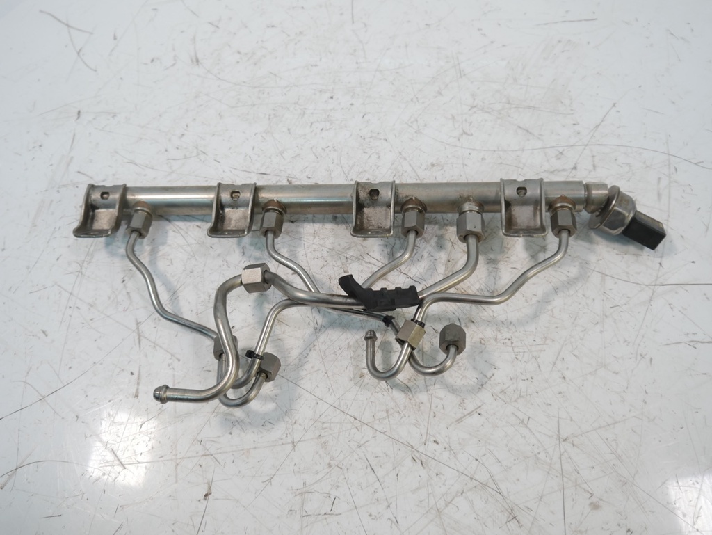 [MTD-486821] Colector de inyección BMW X6 E71 4.4 xDrive N63B44A 7547599