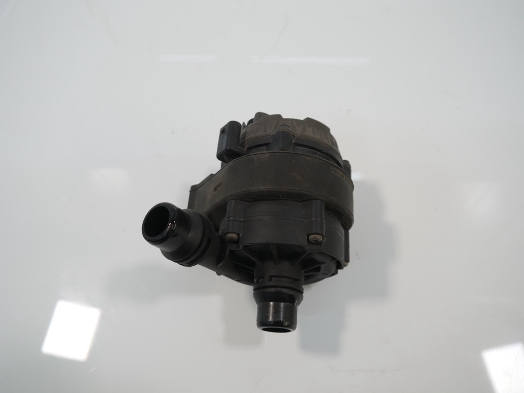 [MTD-487144] Bomba de agua BMW Serie 5 G30 2.0 530e xDrive B48B20A 8638238