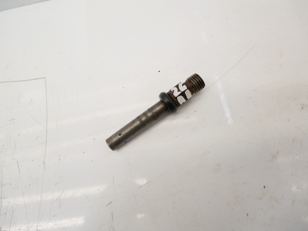[MTD-488105] Inyector Porsche 924 2.0 gasolina OE 049133551