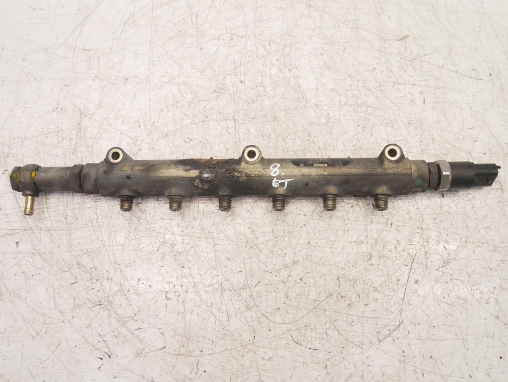 [MTD-393703] Flauta de inyectores Volvo XC70 2.4 D5 D5244T 8658252