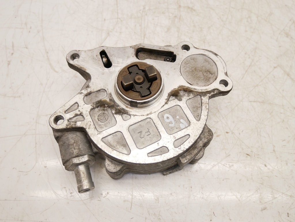 [MTD-394450] Bomba de vacío Audi A5 8F7 2.0 TDI CGLC 03L145100F