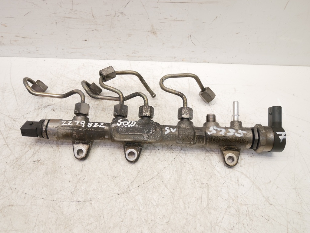 [MTD-395162] Flauta de inyectores BMW 1er F20/F21 120d 2.0 D xDrive B47D20A 8514154-02
