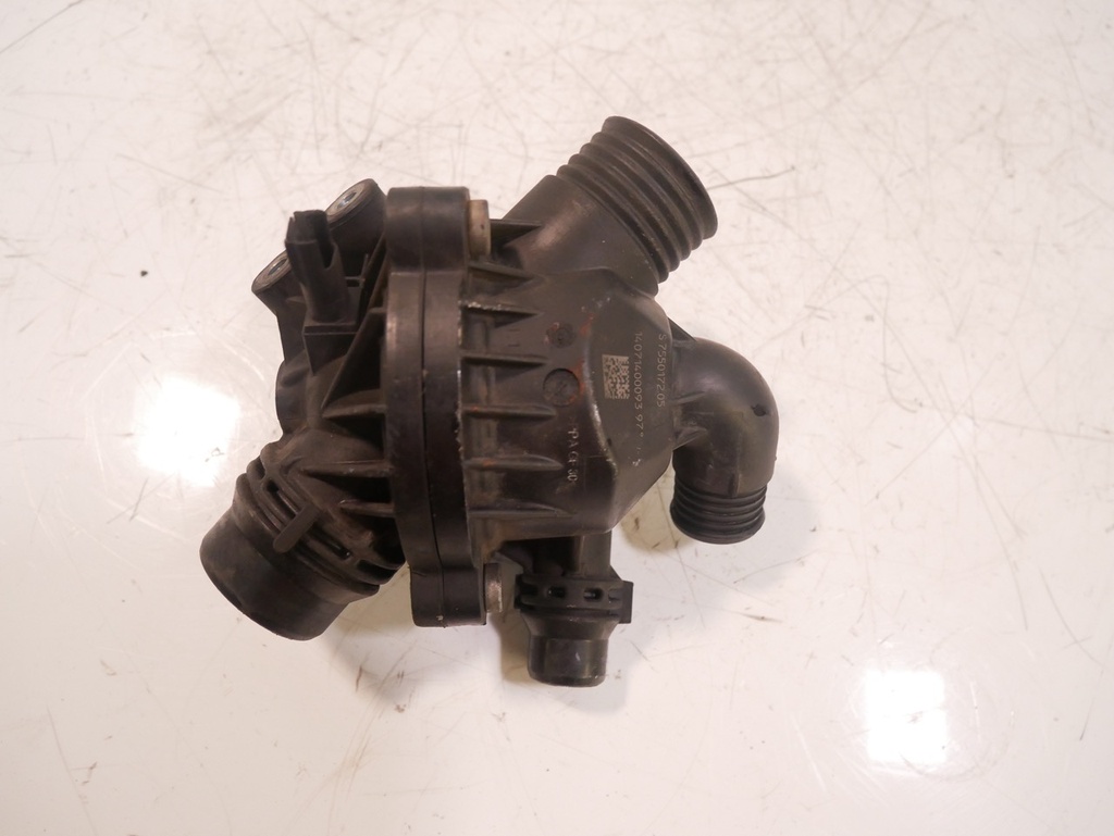 [MTD-412768] Carcasa de termostato BMW X5 E70 3.0 si xDrive N52B30A