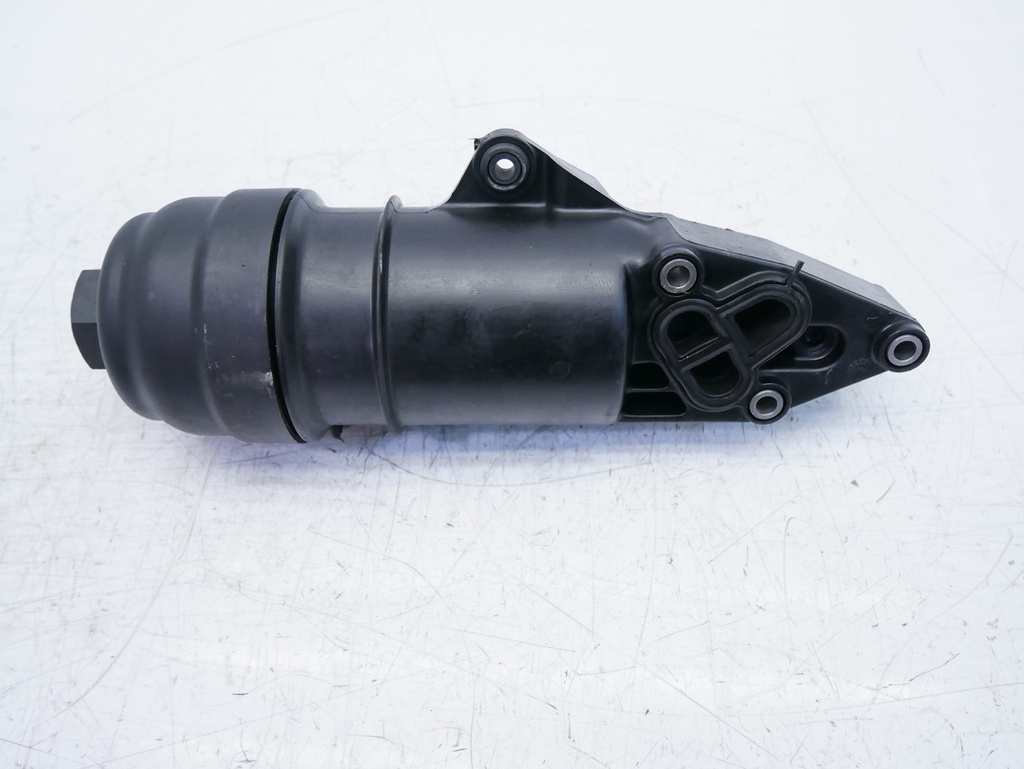 [MTD-414477] Caja de filtro de aceite para Audi A6 C6 3.0 TFSI Quattro CCAA CCA 06E115405C