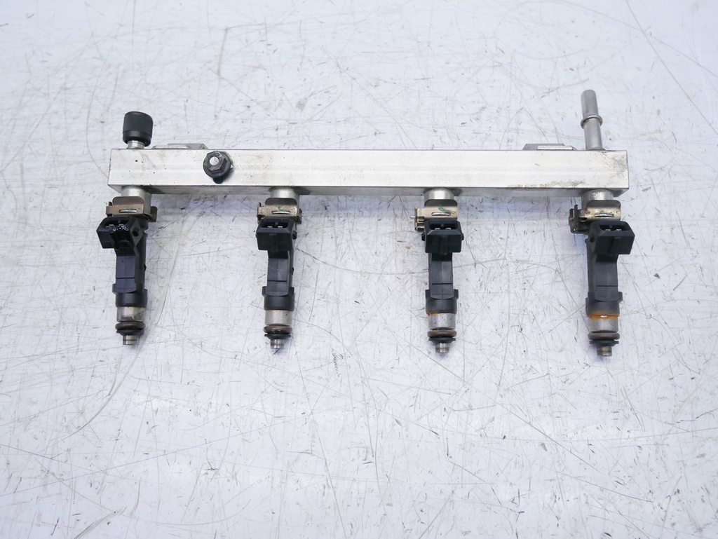 [MTD-415446] Rampa de inyectores Opel Astra / Adam / Meriva 1.4 B14XER A14XER LDD 55572731