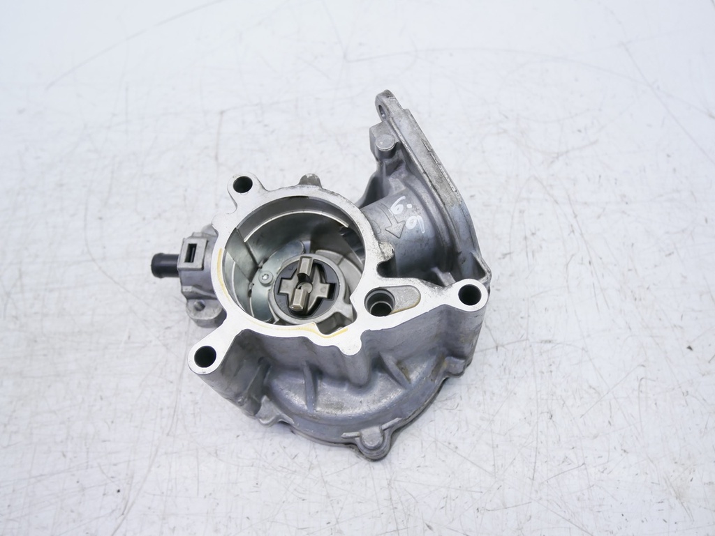 [MTD-417048] Bomba de vacío Audi Seat Skoda VW 1.8 TFSI TSI 06J145100B