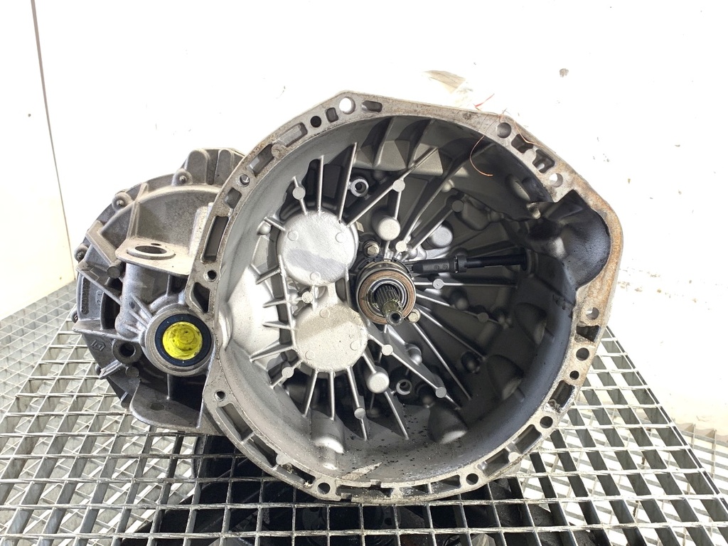 [STARK-918369] Caja de cambios Opel Movano B (X62)