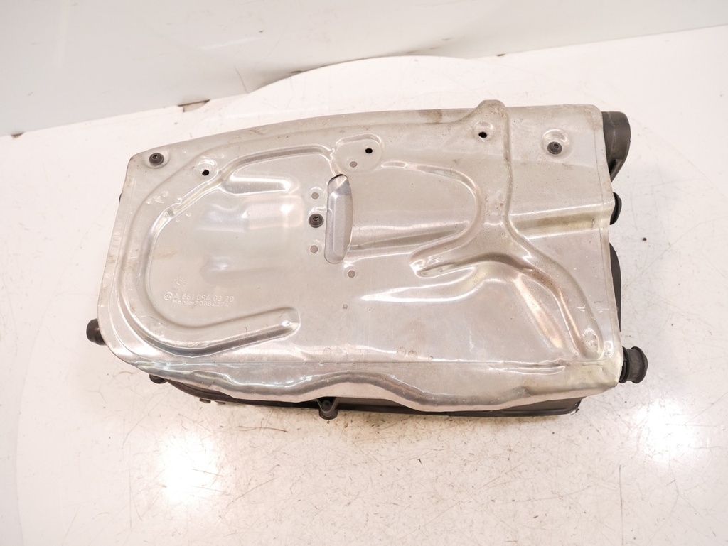 [MTD-425532] Caja del filtro de aire para Mercedes C-Klasse W204 S204 C204 2,2 CDI OM 651.911