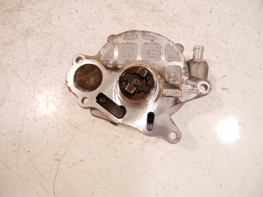 [MTD-434022] Bomba de vacío para Audi A4 B8 2.0 TDI CGL CGLD 03L145100F