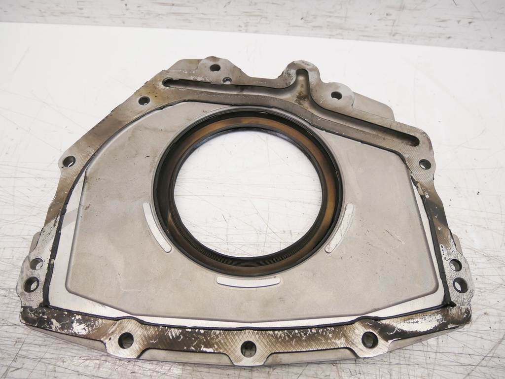 [MTD-435446] Tapa frontal para Mercedes CLS C219 / Clase E W211 S211 3.0 CDI OM642.920