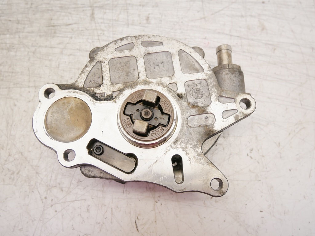 [MTD-437869] Bomba de vacío para Audi A4 A5 A6 Q5 2.0 TDI CGLC