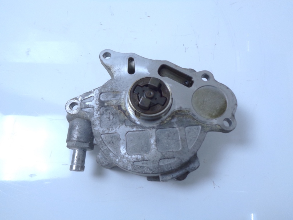 [MTD-450760] Bomba de vacío Audi A4 B8 A5 A6 C6 2.0 TDI CAHA CAH 03L145100F