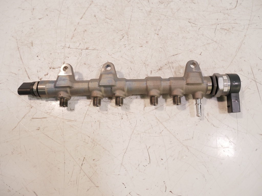 [MTD-452459] Tubo de raíl BMW Serie 3 F30 F31 2.0 320d B47D20A B47