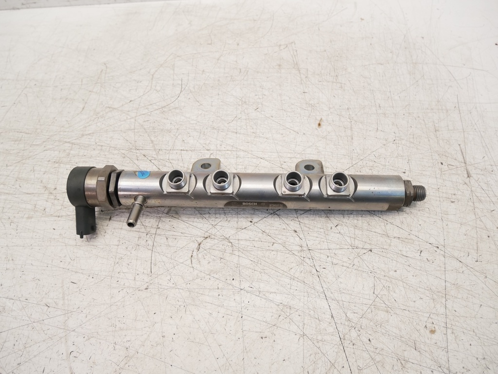 [MTD-458131] Tubo de raíl Land Rover 3.0 D 306DT 0445216046