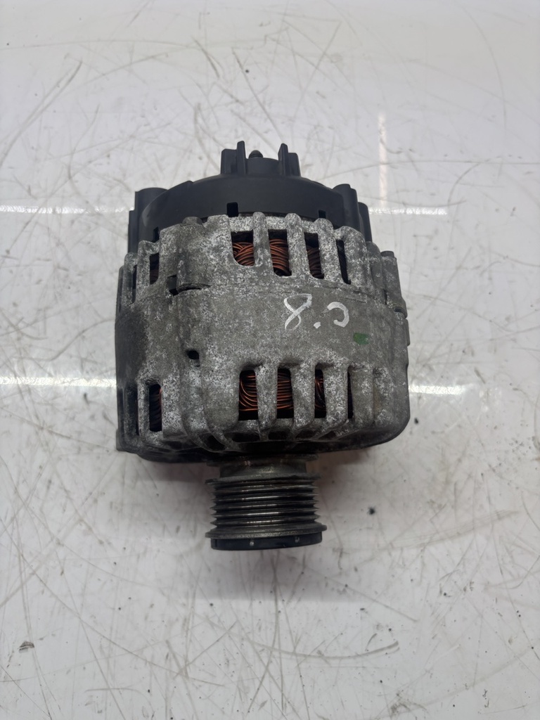 [MTD-490117] Alternador para VW Golf VI Plus V Passat B6 2.0 TDI CBDC CBD 03L903023E