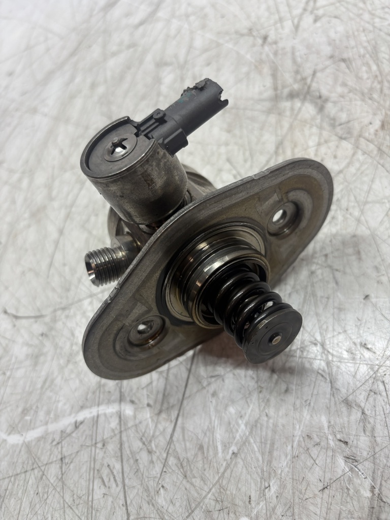 [MTD-490663] Bomba de combustible BMW X1 E84 2.0 xDrive 28i N20B20A 8604229