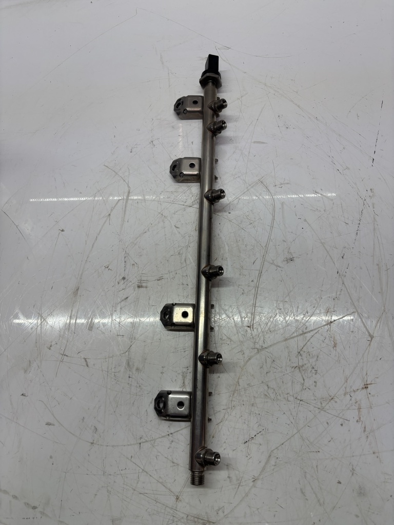 [MTD-502789] Carril del inyector BMW Serie 3 E90 E91 E92 E93 3.0 335i N55B30A 7576779