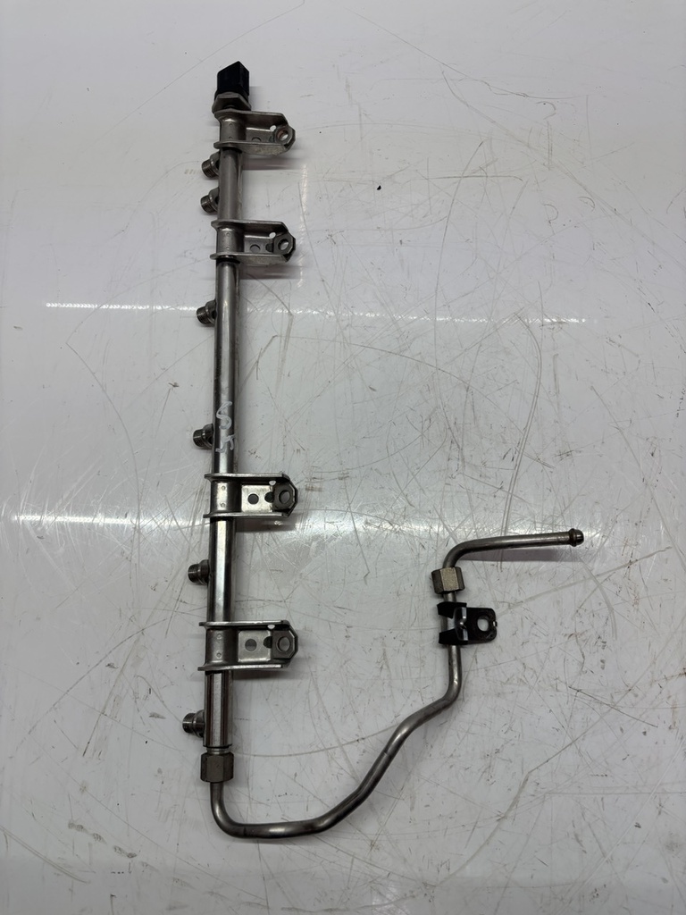 [MTD-503724] Carril del inyector BMW Serie 5 F07 F10 F11 3.0 535i N55B30A N55B30M0 N55 7575779