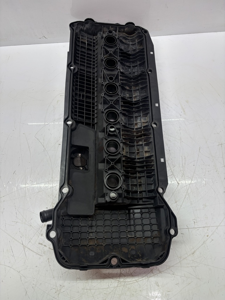 [MTD-503775] Tapa de balancines BMW Serie 5 E60 E61 3.0 530i M54B30 2004