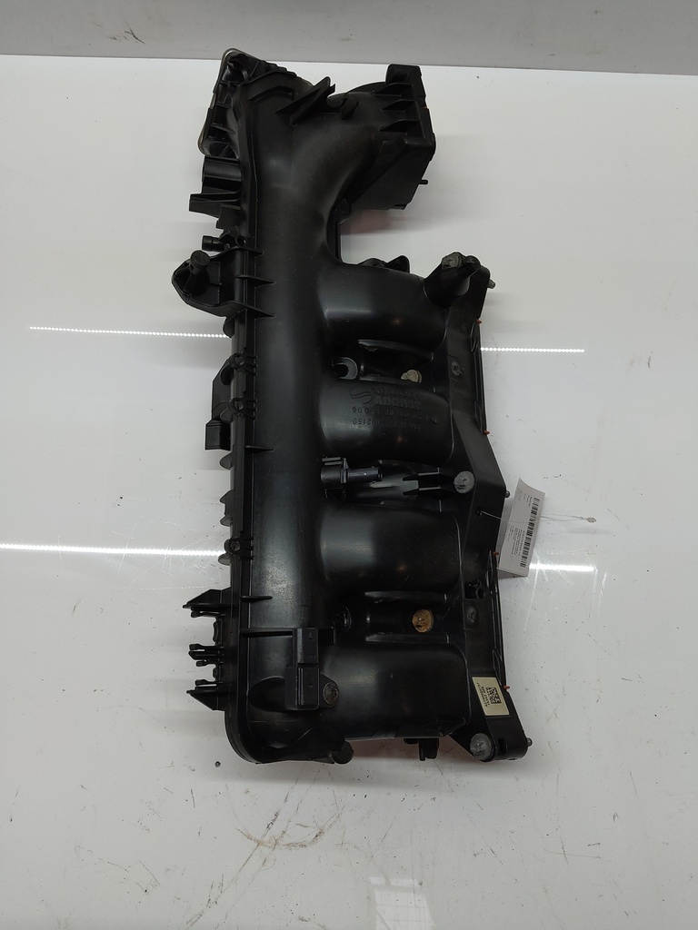 [MTD-504305] Colector de admisión Infiniti Q30 2.0 T M270.920