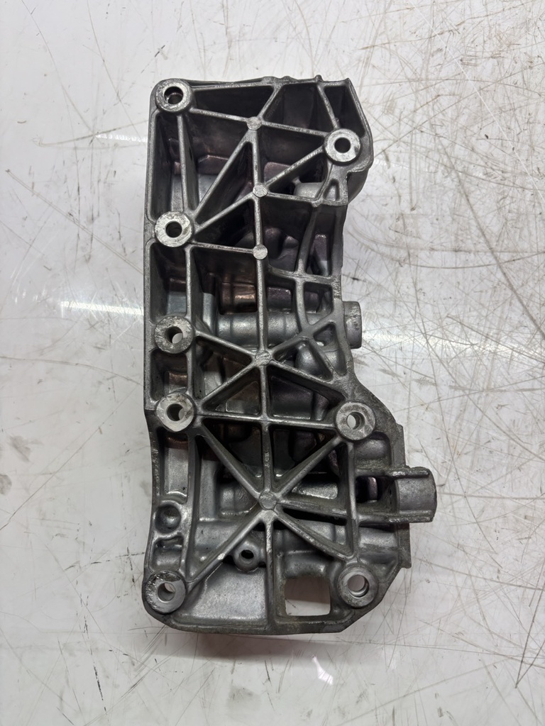 [MTD-504373] Soporte de motor BMW Serie 3 F30 F31 2.0 d 318d 8506863