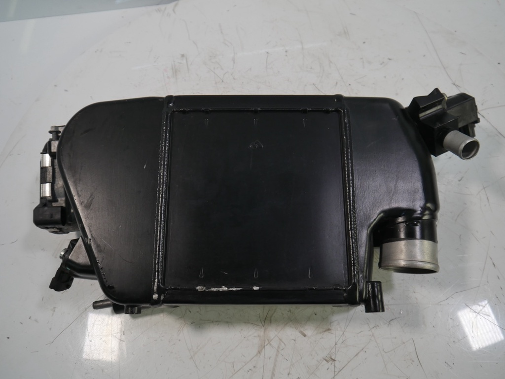 [MTD-479373] Intercooler derecho Aston Martin DBS Superleggera 5.2 V12