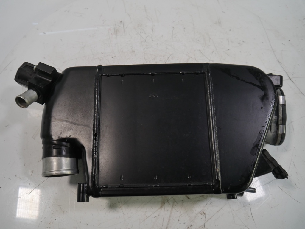 [MTD-479374] Intercooler izquierdo Aston Martin DBS Superleggera 5.2 V12