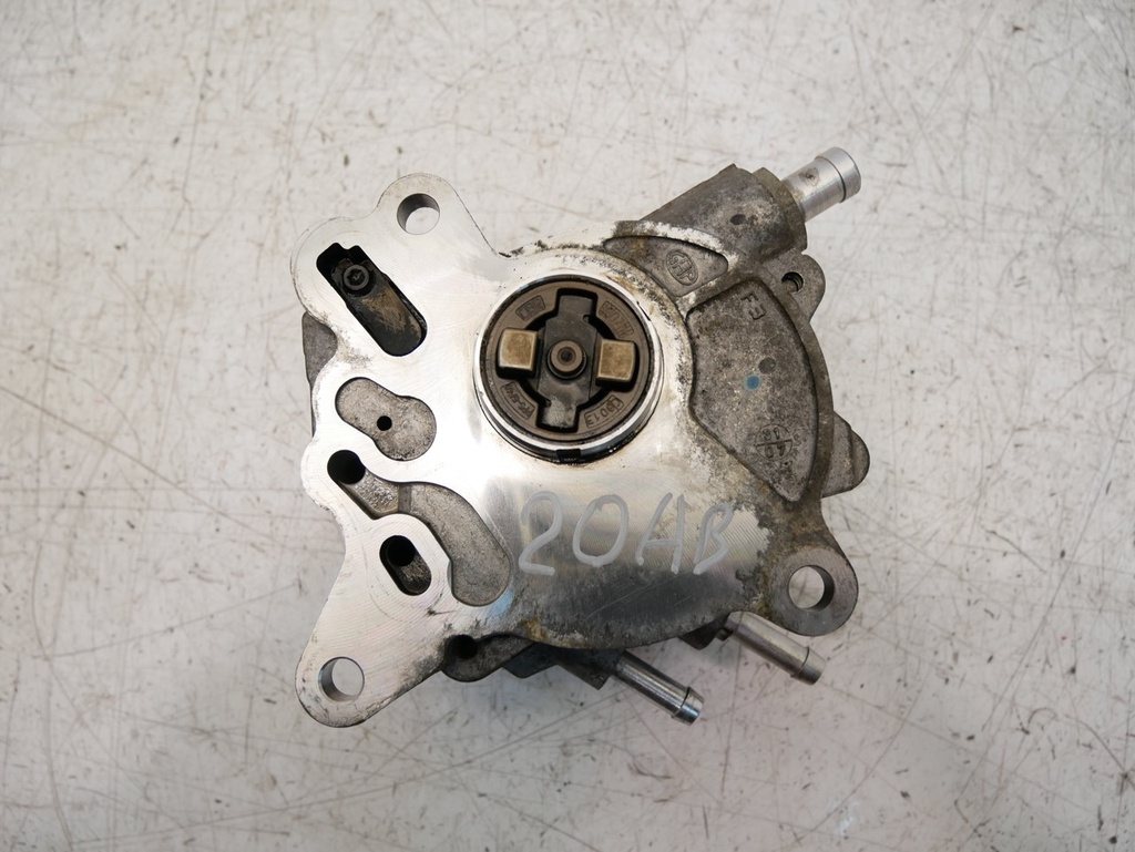 [MTD-508471] Bomba de vacío Mitsubishi Lancer Grandis 2.0 DI-D BWC 03G145209C