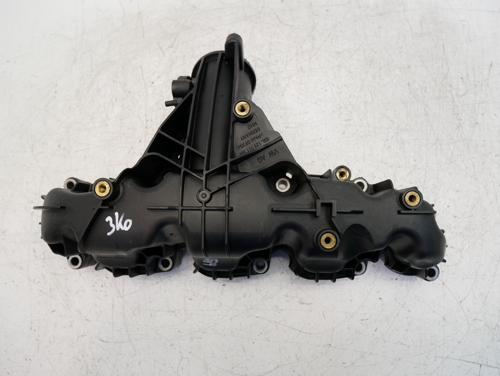 [MTD-508498] Colector de admisión Audi A4 B8 A5 A6 C7 Q5 2.0 TDI CGL CGLD 03L129711BA