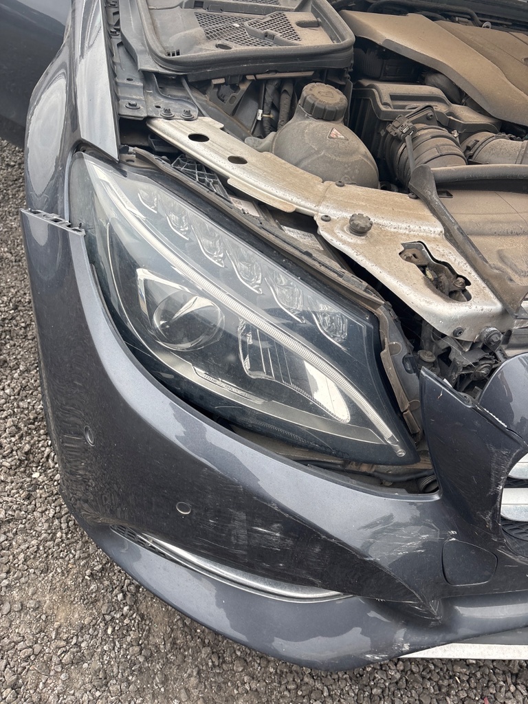 [EPE-113829] Faro delantero derecho Mercedes Clase C W205