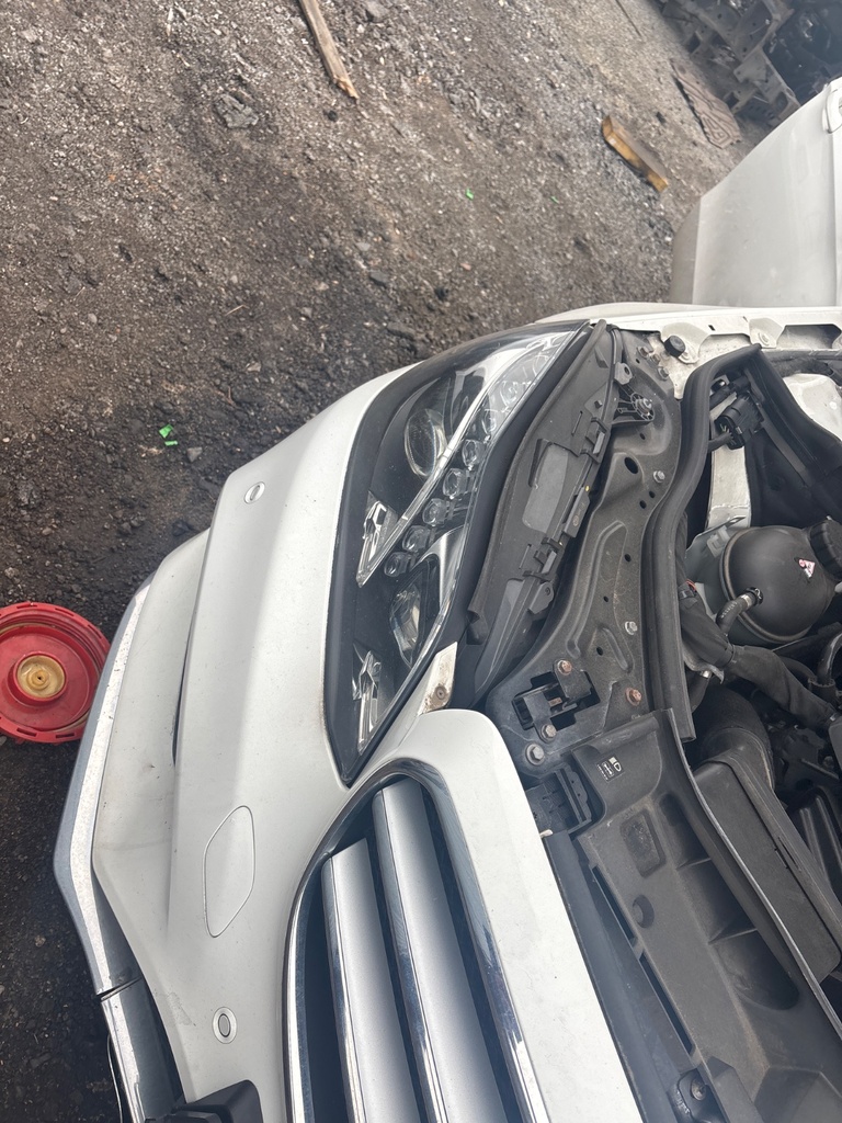 [EPE-115750] Faro derecho Mercedes-Benz Clase E W212