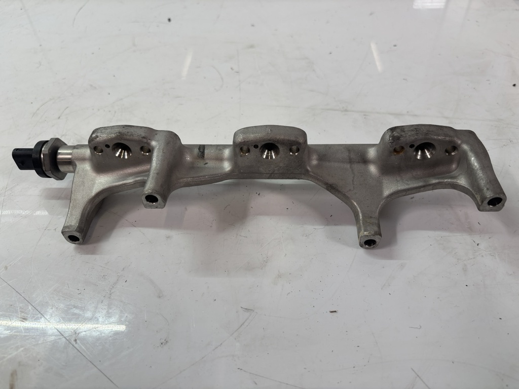 [MTD-511183] Carril del inyector Mini Cooper F56 1.5 B38A15A 7639975