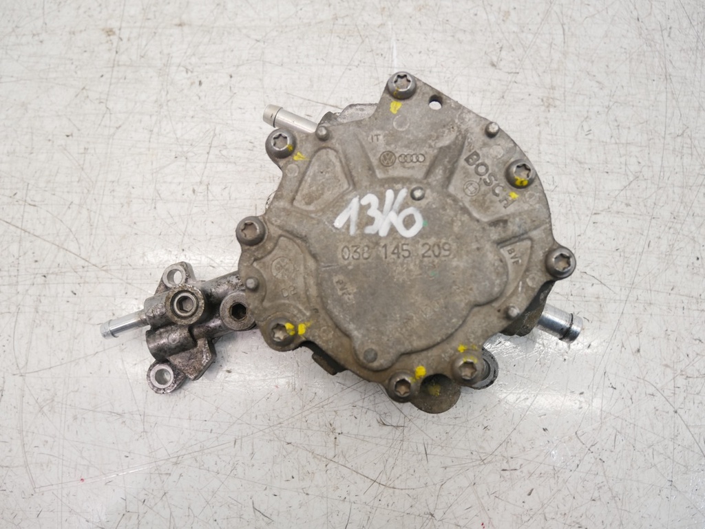 [MTD-511385] Bomba de vacío VW Golf 1.9 TDI BXE 038145209M