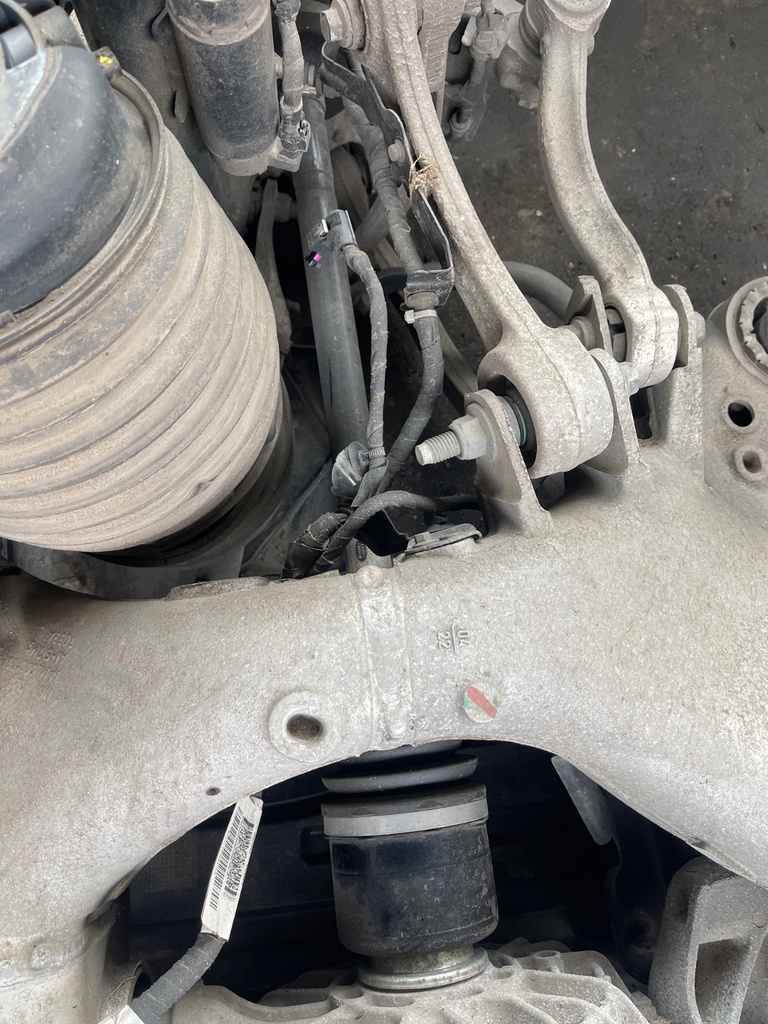 [EPE-106668] Semieje trasero izquierdo Land Rover Range Rover Sport L461