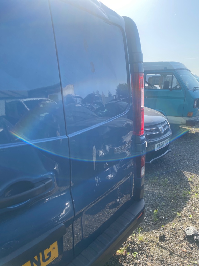 [EPE-110967] Puerta trasera derecha Renault Trafic III (2020)