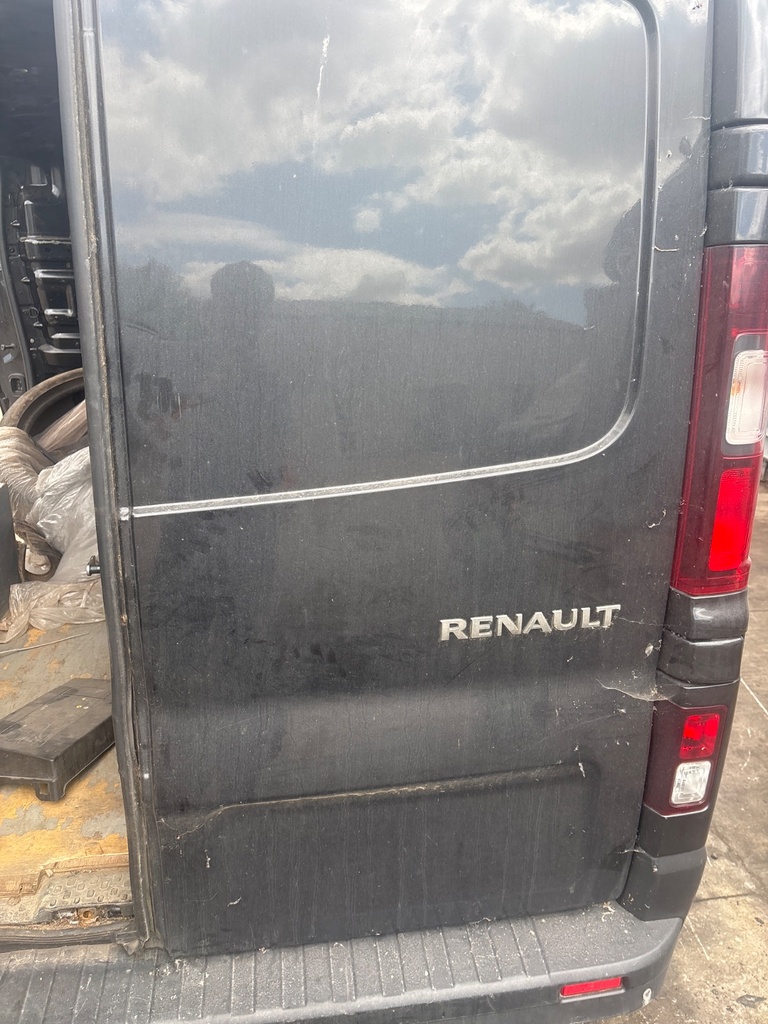 [EPE-117187] Puerta trasera derecha Renault Trafic III FG
