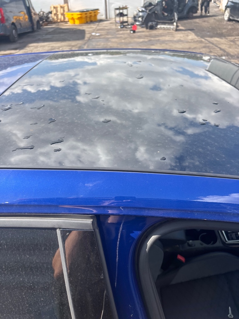 [EPE-123311] Techo solar panorámico de cristal VW Golf VIII 2.0 TSI R 4motion