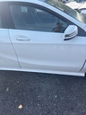 Puerta delantera derecha Mercedes A-Class 2015