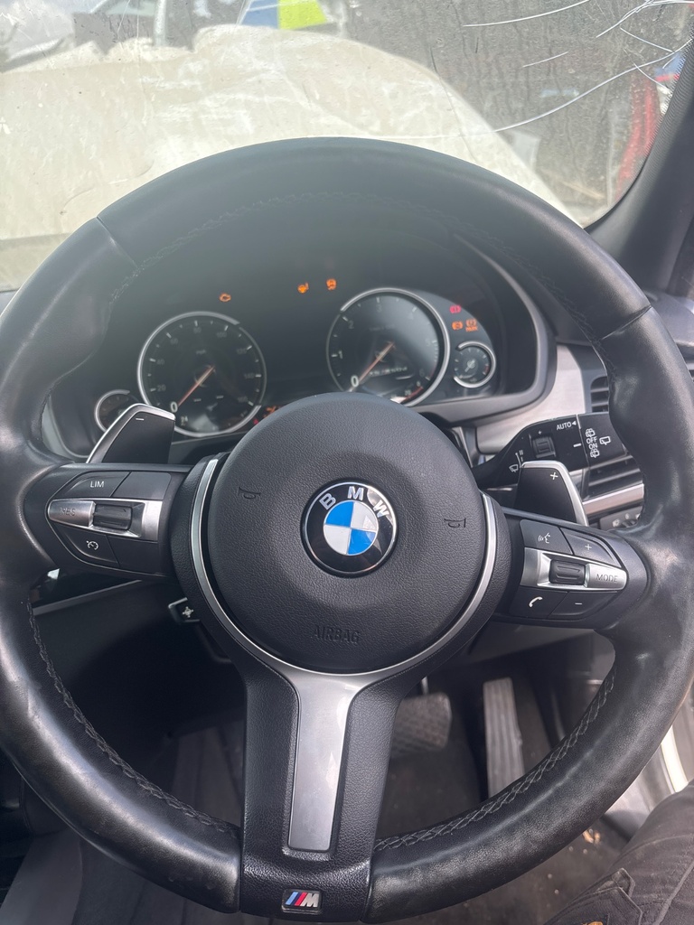 [EPE-115653] Volante BMW X5 F15 F85 3.0 M50d