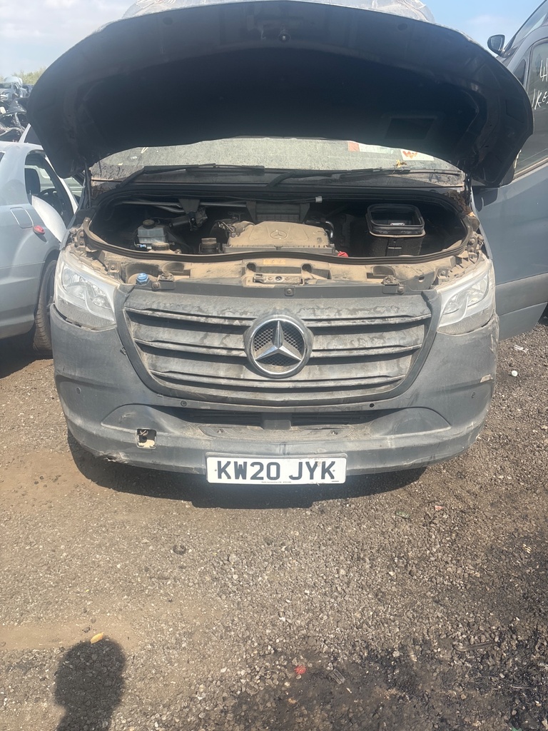 [EPE-121600] Paragolpes delantero Mercedes-Benz Sprinter 3.5-T 2020