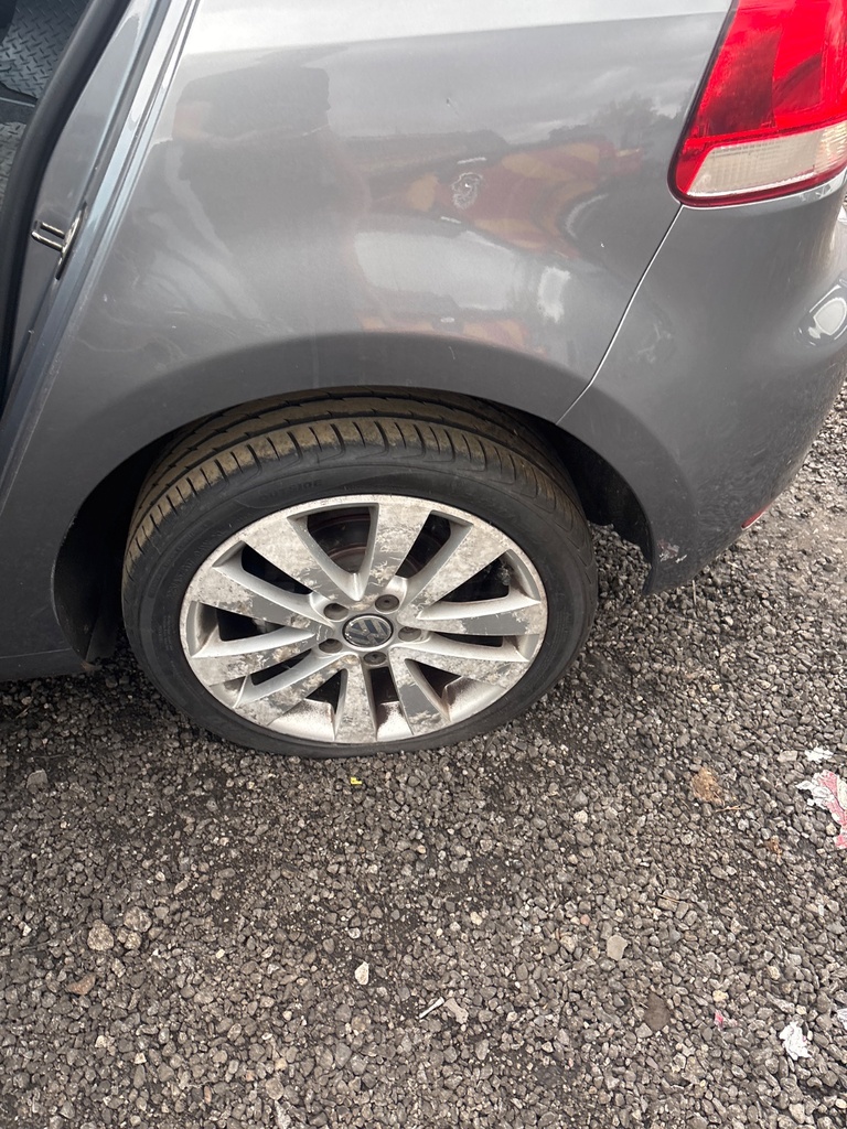 [EPE-122603] Kit de llantas de aleación VW Golf VI 2010