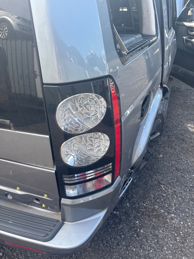 [EPE-118329] Piloto trasero derecho Land Rover Discovery