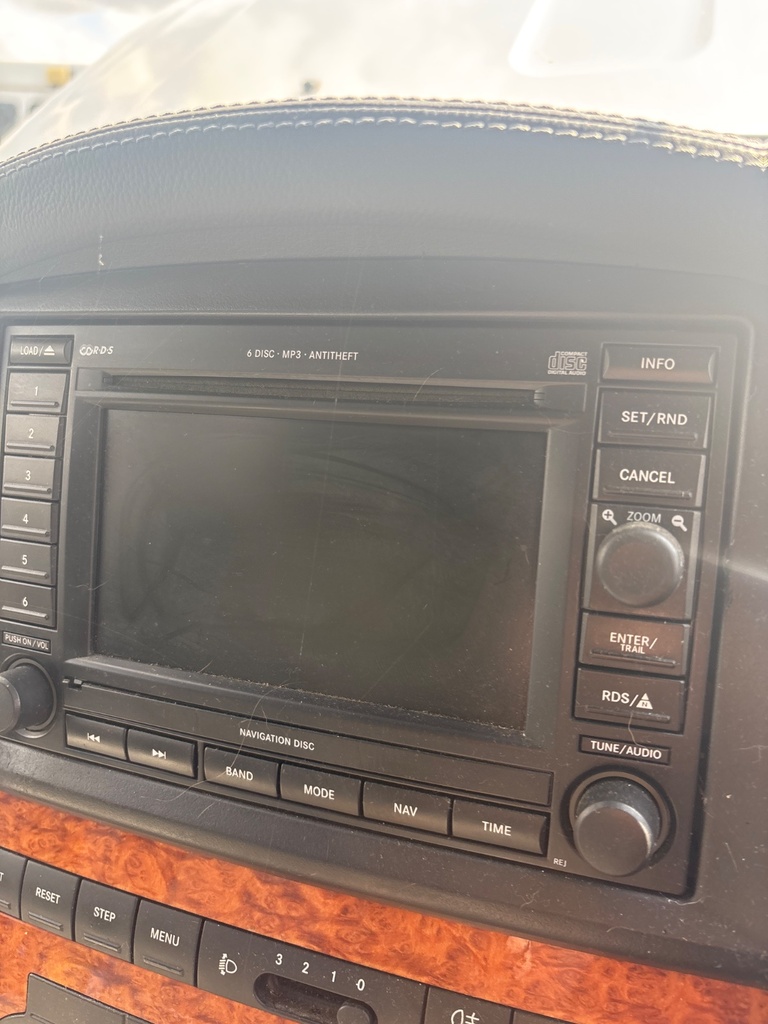 [EPE-119413] Pantalla multifunción Jeep Grand Cherokee 3.0 CRD