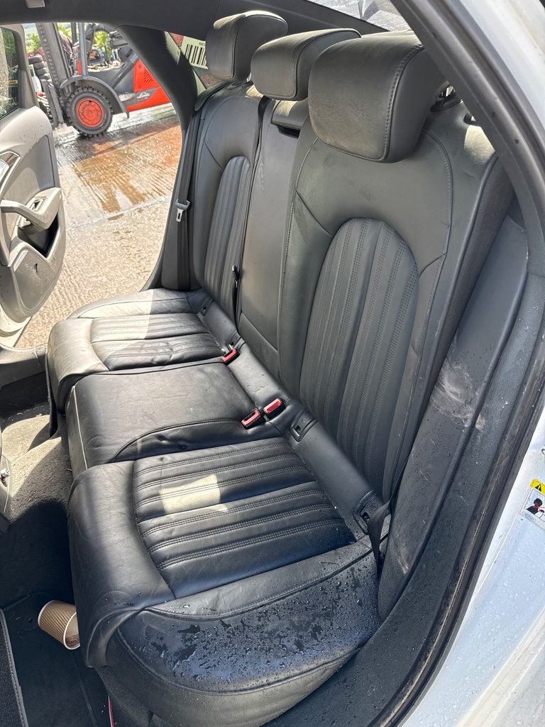 [EPE-107814] Conjunto de asiento trasero Audi A6 C7