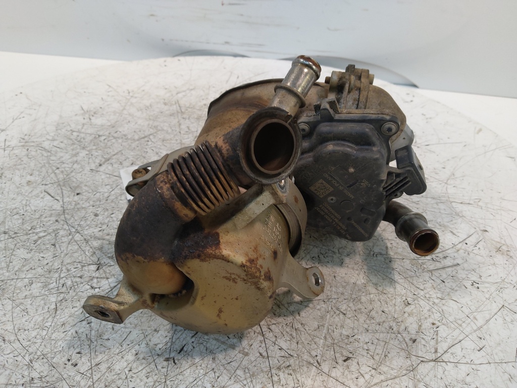 [MTD-513019] Enfriador de gases de escape VW Caddy 2.0 TDI DFSD DFS 04L253120L