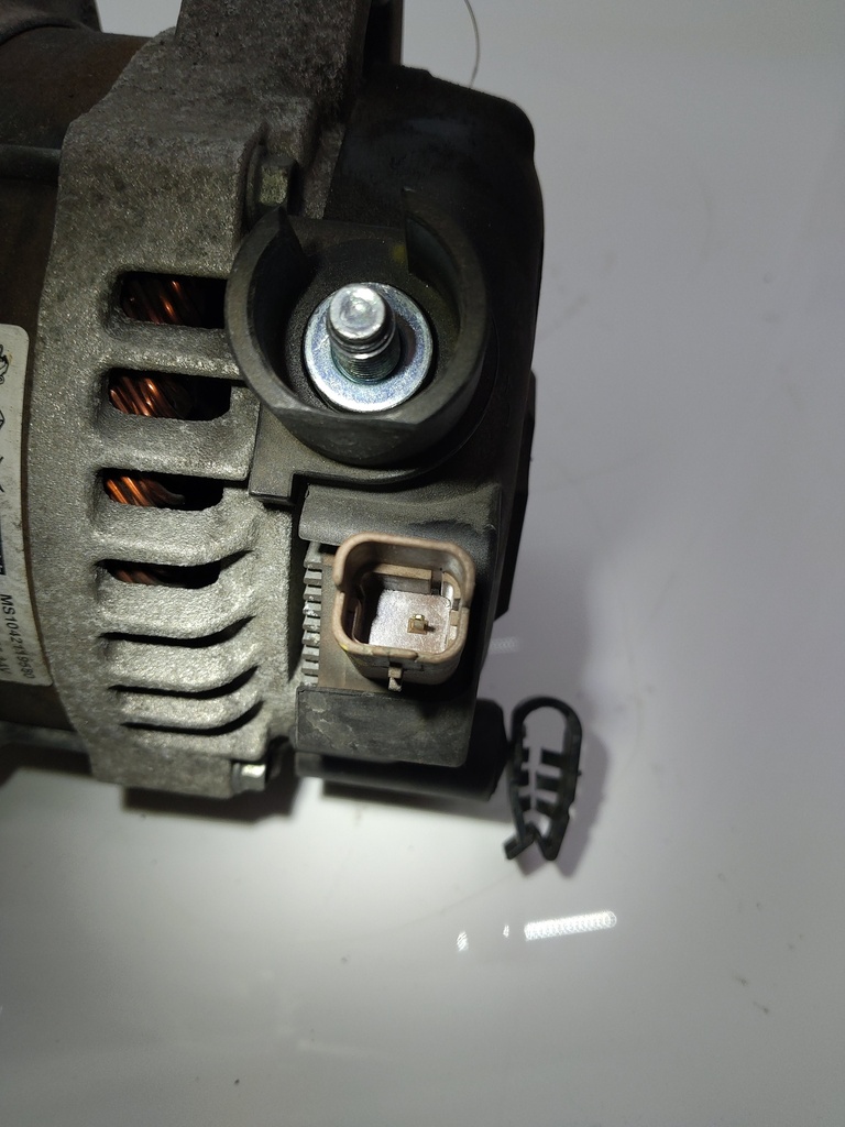 [MTD-513072] Alternador Peugeot 308 II 1.5 HDi YHY 9820893880