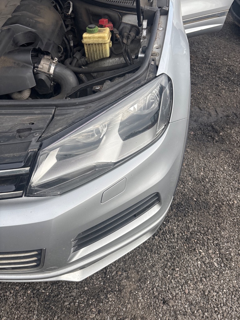 [EPE-117281] Faro izquierdo VW Touareg 7P5