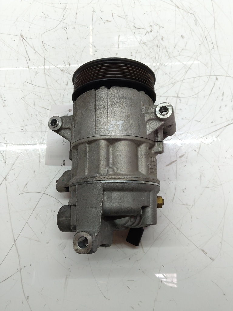 [MTD-513686] Compresor de aire acondicionado VW Golf VII 2.0 TDI CRLB/CRL 5Q0816803B