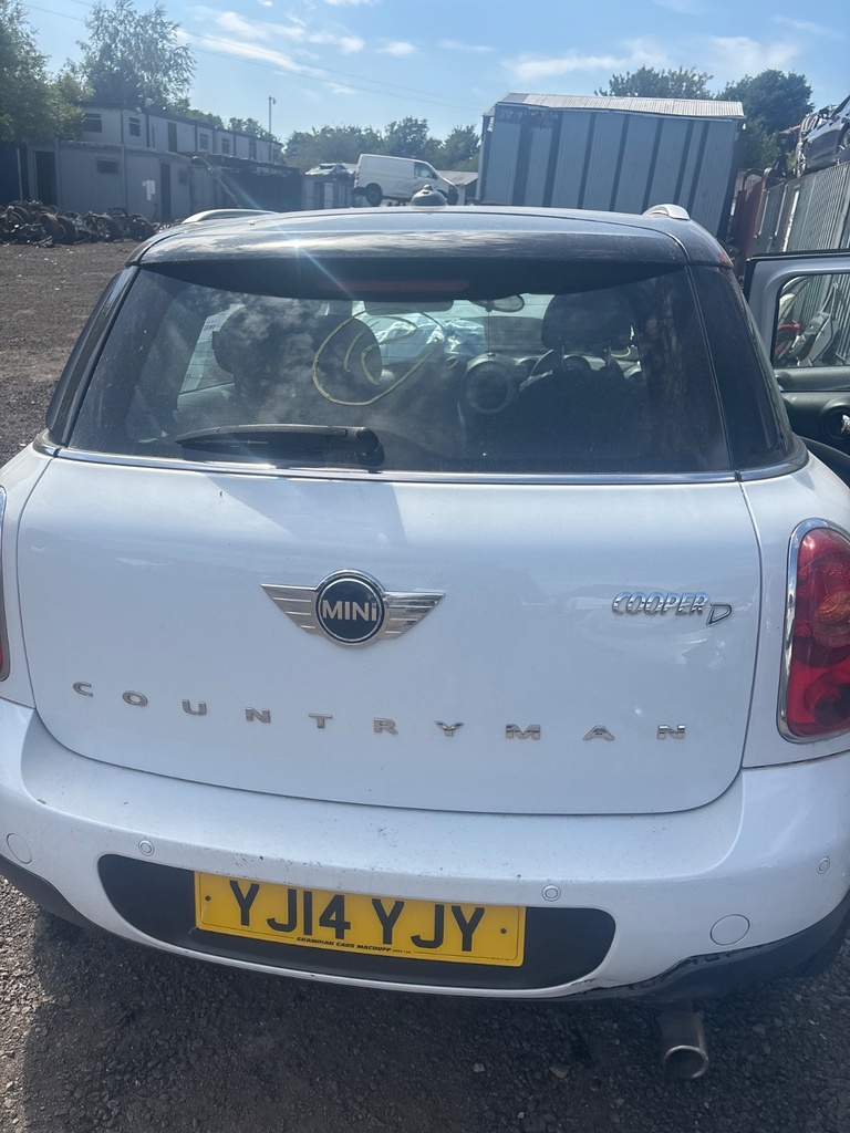 [EPE-121318] Portón trasero Mini Countryman 2014